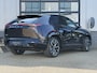 Mazda CX-6e Takumi Plus 78 kWh | DIGITALE SPIEGELS | PANO DAK | STOEL + STUURVERWARMING | GRATIS TREKHAAK! T.W.V. € 1695,-