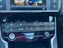 Jaguar XE 2.0 D Portfolio / Leder / Navi / Camera / Meredian / PDC / Clima / NAP