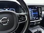 Volvo S60 B4 211pk Automaat R-Design / Adaptieve cruise / H&K Audio / Stylingkit / 20inch / Blackpack / Getint glas / Trekhaak.