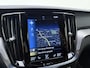 Volvo S60 B4 211pk Automaat R-Design / Adaptieve cruise / H&K Audio / Stylingkit / 20inch / Blackpack / Getint glas / Trekhaak.