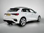 Audi A3 Sportback 45 TFSI e S edition Competition 245 PK | S-line | Panoramadak | Cruise control | Stoelverwarming | Navigatie | Apple Carplay | Android Auto | Lichtmetalen velgen |