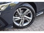 Volkswagen Golf 1.5 eTSI R-Line DSG |NAVIGATIE|CARPLAY|ADAPTIVE|ST