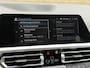BMW 3-Serie Touring 320e Business Edition Plus | Panoramadak | Elektrisch Wegklapbare Trekhaak | Navigatie | Sfeerverlichting | Lederen Sportstoelen memory | Laser LED | Apple Carplay/ Android Auto | Stoel&stuurverwarming | Head up display | Volledig onderhouden