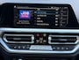 BMW 3-Serie Touring 320e Business Edition Plus | Panoramadak | Elektrisch Wegklapbare Trekhaak | Navigatie | Sfeerverlichting | Lederen Sportstoelen memory | Laser LED | Apple Carplay/ Android Auto | Stoel&stuurverwarming | Head up display | Volledig onderhouden