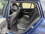 BMW 3-Serie Touring 320e Business Edition Plus | Panoramadak | Elektrisch Wegklapbare Trekhaak | Navigatie | Sfeerverlichting | Lederen Sportstoelen memory | Laser LED | Apple Carplay/ Android Auto | Stoel&stuurverwarming | Head up display | Volledig onderhouden