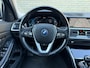 BMW 3-Serie Touring 320e Business Edition Plus | Panoramadak | Elektrisch Wegklapbare Trekhaak | Navigatie | Sfeerverlichting | Lederen Sportstoelen memory | Laser LED | Apple Carplay/ Android Auto | Stoel&stuurverwarming | Head up display | Volledig onderhouden