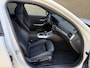BMW 3-Serie Touring 320e M-pakket | 360 camera | Laser-LED | Sportstoelen | Leder/alcantara | Navigatie | Apple CarPlay | Head Up | 18 inch M-velgen | Stoelverwarming | Sfeerverlichting | Keyless | DAB | Elektrische achterklep | Volledig onderhouden