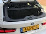BMW 3-Serie Touring 320e M-pakket | 360 camera | Laser-LED | Sportstoelen | Leder/alcantara | Navigatie | Apple CarPlay | Head Up | 18 inch M-velgen | Stoelverwarming | Sfeerverlichting | Keyless | DAB | Elektrische achterklep | Volledig onderhouden