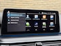 BMW 5-Serie Touring 530e 292pk | M-pakket | Camera | Leder | Sportstoelen | Wegklapbare trekhaak | Adaptieve cruise | Virtual cockpit | Sfeerverlichting | Apple CarPlay | Stoel&stuurverwarming | 19 inch M-velgen | Elektrische achterklep | Volledig onderhouden