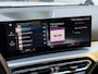 BMW i4 eDrive40 84 kWh | 93% SOH | Trekhaak elektrisch wegklapbaar | Sportstoelen | Half leder | Navigatie | Apple CarPlay | Stoelverwarming | 18 inch velgen | LED | DAB | Volledig onderhouden