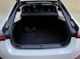 BMW i4 eDrive40 84 kWh | 93% SOH | Trekhaak elektrisch wegklapbaar | Sportstoelen | Half leder | Navigatie | Apple CarPlay | Stoelverwarming | 18 inch velgen | LED | DAB | Volledig onderhouden