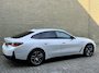 BMW i4 eDrive40 84 kWh | 93% SOH | Trekhaak elektrisch wegklapbaar | Sportstoelen | Half leder | Navigatie | Apple CarPlay | Stoelverwarming | 18 inch velgen | LED | DAB | Volledig onderhouden