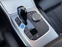 BMW i4 eDrive40 84 kWh | 93% SOH | Trekhaak elektrisch wegklapbaar | Sportstoelen | Half leder | Navigatie | Apple CarPlay | Stoelverwarming | 18 inch velgen | LED | DAB | Volledig onderhouden