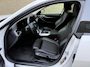 BMW i4 eDrive40 84 kWh | 93% SOH | Trekhaak elektrisch wegklapbaar | Sportstoelen | Half leder | Navigatie | Apple CarPlay | Stoelverwarming | 18 inch velgen | LED | DAB | Volledig onderhouden