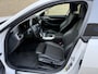 BMW i4 eDrive40 84 kWh | 93% SOH | Trekhaak elektrisch wegklapbaar | Sportstoelen | Half leder | Navigatie | Apple CarPlay | Stoelverwarming | 18 inch velgen | LED | DAB | Volledig onderhouden