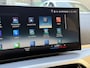 BMW i4 eDrive40 84 kWh | 93% SOH | Trekhaak elektrisch wegklapbaar | Sportstoelen | Half leder | Navigatie | Apple CarPlay | Stoelverwarming | 18 inch velgen | LED | DAB | Volledig onderhouden