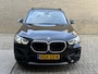 BMW X1 xDrive25e 220pk | Leder | Navigatie | LED | Cruise control | 17 inch velgen | Camera | DAB | Head up | PDC voor+achter | Elektrische achterklep | Volledig onderhouden