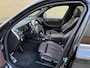 BMW X3 xDrive30e 292pk 96% SOH | LCI | M-sport | Panoramadak | Lederen bekleding | Full-LED | Sportstoelen | Stoelverwarming | 19 inch M-velgen | Camera | Navigatie | Apple CarPlay / Android Auto | DAB | Elektrische achterklep | Volledig dealeronderhouden