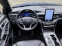 Ford Explorer 3.0 V6 EcoBoost PHEV ST-Line | Trekhaak afneembaar | Panoramadak | 360 camera | Adaptieve cruise | Navigatie | Apple CarPlay | Lederen bekleding | Bang&Olufsen | Full-LED | DAB | Keyless | Elektrische achterklep | Stoel&stuurverwarming | Stoelkoeling | 20 inch velgen | Volledig onderhouden