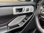 Ford Explorer 3.0 V6 EcoBoost PHEV ST-Line | Trekhaak afneembaar | Panoramadak | 360 camera | Adaptieve cruise | Navigatie | Apple CarPlay | Lederen bekleding | Bang&Olufsen | Full-LED | DAB | Keyless | Elektrische achterklep | Stoel&stuurverwarming | Stoelkoeling | 20 inch velgen | Volledig onderhouden
