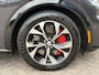 Ford Mustang Mach-E Extended Premium AWD 98 kWh | 94% SOH | Panoramadak | Trekhaak afneembaar | Lederen bekleding | 360 camera | Bang&Olufsen | 19 inch velgen | Adaptieve cruise | Elektrische achterklep | Dodehoekdetectie | LED | DAB | Keyless | Dealeronderhouden