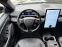Ford Mustang Mach-E Extended Premium AWD 98 kWh | 94% SOH | Panoramadak | Trekhaak afneembaar | Lederen bekleding | 360 camera | Bang&Olufsen | 19 inch velgen | Adaptieve cruise | Elektrische achterklep | Dodehoekdetectie | LED | DAB | Keyless | Dealeronderhouden