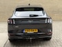 Ford Mustang Mach-E Extended Premium AWD 98 kWh | 94% SOH | Panoramadak | Trekhaak afneembaar | Lederen bekleding | 360 camera | Bang&Olufsen | 19 inch velgen | Adaptieve cruise | Elektrische achterklep | Dodehoekdetectie | LED | DAB | Keyless | Dealeronderhouden