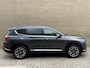 Hyundai Santa Fe 1.6 T-GDI PHEV 265pk Premium Plus Sky 7-persoons | Panoramadak | Leder | Head up | 360 camera | Stoel&stuurverwarming | Navigatie | Apple CarPlay | Adaptieve cruise | Lane assist | 19 inch velgen | Keyless | LED | DAB | Dealeronderhouden
