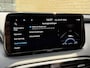 Hyundai Santa Fe 1.6 T-GDI PHEV 265pk Premium Plus Sky 7-persoons | Panoramadak | Leder | Head up | 360 camera | Stoel&stuurverwarming | Navigatie | Apple CarPlay | Adaptieve cruise | Lane assist | 19 inch velgen | Keyless | LED | DAB | Dealeronderhouden