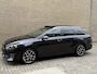 Kia Ceed Sportswagon 1.6 GDI PHEV ExecutiveLine | Panoramadak | Lederen bekleding | Stoelverwarming&koeling | Stuurverwarming | Camera | Adaptieve cruise | Lane assist | Apple CarPlay | Full-LED | DAB | Dealeronderhouden | Fabrieksgarantie