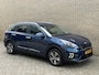 Kia Niro Hybrid 1.6 GDi 141pk PHEV | DynamicLine | Lederen bekleding | Navigatie | Camera | Trekhaak afneembaar | Stoelverwarming | Apple CarPlay / Android Auto | DAB | Adaptieve cruise | Lane assist | 16 inch velgen | Volledig onderhouden