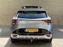 Kia Sportage 1.6 T-GDi Plug-in Hybrid 265pk AWD GT-Line | Trekhaak afneembaar | Panoramadak | 360 camera | Adaptieve cruise | Lane assist | Dodehoekdetectie | Leder Alcantara | Navigatie | Apple CarPlay | Stoelverwarming&ventilatie | Elektrische achterklep | Volledig onderhouden