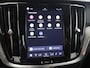 Volvo V60 2.0 T8 Plug-in hybrid AWD Plus Dark | 360 Camera | Harman/Kardon | Ele.stoelen + Geheugen | Stoel/stuurverwarming | Apple CarPlay/Android Auto | Ele.kofferdeksel |