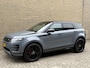 Land Rover Range Rover Evoque 1.5 P300e AWD R-Dynamic HSE | Panoramadak | Meridian audio | Lederen bekleding | 20 inch velgen | Adaptieve cruise | Head up | Dodehoekdetectie | Stoelverwarming&ventilatie | Stuurverwarming | Apple CarPlay | LED | DAB | Keyless | Elektrische achterklep | Dealeronderhouden