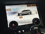 Land Rover Range Rover Evoque 1.5 P300e AWD R-Dynamic HSE | Panoramadak | Meridian audio | Lederen bekleding | 20 inch velgen | Adaptieve cruise | Head up | Dodehoekdetectie | Stoelverwarming&ventilatie | Stuurverwarming | Apple CarPlay | LED | DAB | Keyless | Elektrische achterklep | Dealeronderhouden