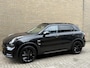 Lynk & Co 01 1.5 PHEV 261pk | Blackline | 360 camera | Trekhaak afneembaar | Panoramadak | Navigatie | Apple CarPlay | Adaptieve cruise | Stoelverwarming | Infinity sound | Keyless | LED | DAB | Elektrische achterklep | Volledig onderhouden | NAP Origineel Nederlandse auto