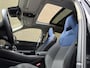 Lynk & Co 01 1.5 PHEV 261pk | Blackline | 360 camera | Trekhaak afneembaar | Panoramadak | Navigatie | Apple CarPlay | Adaptieve cruise | Stoelverwarming | Infinity sound | Keyless | LED | DAB | Elektrische achterklep | Volledig onderhouden | NAP Origineel Nederlandse auto