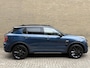 Lynk & Co 01 1.5 PHEV 261pk | Blackline | Panoramadak | 360 camera | Adaptieve cruise | Lane assist | Dodehoekdetectie | Elektrische achterklep | Navigatie | Stoelverwarming | Apple CarPlay / Android Auto | Memory | Sfeerverlichting | LED | DAB | Dealeronderhouden