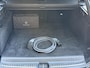 Mercedes-Benz C-klasse 300 e AMG Line | Sfeerverlichting | Half leder | 360 camera | Navigatie | Apple CarPlay | Stoelverwarming | Dodehoekdetectie | 18 inch AMG velgen | LED | DAB | Keyless | Elektrische achterklep | Volledig onderhouden