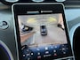Mercedes-Benz C-klasse 300 e AMG Line | Sfeerverlichting | Half leder | 360 camera | Navigatie | Apple CarPlay | Stoelverwarming | Dodehoekdetectie | 18 inch AMG velgen | LED | DAB | Keyless | Elektrische achterklep | Volledig onderhouden