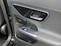 Mercedes-Benz C-klasse 300 e AMG Line | Sfeerverlichting | Half leder | 360 camera | Navigatie | Apple CarPlay | Stoelverwarming | Dodehoekdetectie | 18 inch AMG velgen | LED | DAB | Keyless | Elektrische achterklep | Volledig onderhouden