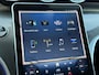 Mercedes-Benz C-klasse 300 e AMG Line | Sfeerverlichting | Half leder | 360 camera | Navigatie | Apple CarPlay | Stoelverwarming | Dodehoekdetectie | 18 inch AMG velgen | LED | DAB | Keyless | Elektrische achterklep | Volledig onderhouden