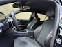Mercedes-Benz C-klasse 300 e AMG Line | Sfeerverlichting | Half leder | 360 camera | Navigatie | Apple CarPlay | Stoelverwarming | Dodehoekdetectie | 18 inch AMG velgen | LED | DAB | Keyless | Elektrische achterklep | Volledig onderhouden