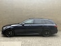 Mercedes-Benz C-klasse Estate 180 Business Solution AMG | Panoramadak | Trekhaak elektrisch wegklapbaar | Distronic | Camera | Sportstoelen | Lederen bekleding | Stoelverwarming | Navigatie | Apple CarPlay | 19 inch velgen | Sfeerverlichting | Elektrische achterklep | LED | Volledig dealeronderhouden