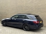Mercedes-Benz C-klasse Estate 180 Business Solution AMG | Panoramadak | Trekhaak elektrisch wegklapbaar | Distronic | Camera | Sportstoelen | Lederen bekleding | Stoelverwarming | Navigatie | Apple CarPlay | 19 inch velgen | Sfeerverlichting | Elektrische achterklep | LED | Volledig dealeronderhouden