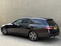 Mercedes-Benz E-klasse Estate 300 e 320pk Avantgarde AMG Line | Elektrisch wegklapbare trekhaak | Schuif/kanteldak | 360 camera | Widescreen | Sfeerverlichting | Apple CarPlay | Stoelverwarming | Elektrische achterklep | Volledig onderhouden