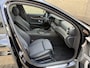 Mercedes-Benz E-klasse Estate 300 e 320pk Avantgarde AMG Line | Elektrisch wegklapbare trekhaak | Schuif/kanteldak | 360 camera | Widescreen | Sfeerverlichting | Apple CarPlay | Stoelverwarming | Elektrische achterklep | Volledig onderhouden