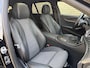 Mercedes-Benz E-klasse Estate 300 e 320pk Avantgarde AMG Line | Elektrisch wegklapbare trekhaak | Schuif/kanteldak | 360 camera | Widescreen | Sfeerverlichting | Apple CarPlay | Stoelverwarming | Elektrische achterklep | Volledig onderhouden