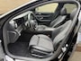 Mercedes-Benz E-klasse Estate 300 e 320pk Avantgarde AMG Line | Elektrisch wegklapbare trekhaak | Schuif/kanteldak | 360 camera | Widescreen | Sfeerverlichting | Apple CarPlay | Stoelverwarming | Elektrische achterklep | Volledig onderhouden
