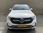 Mercedes-Benz EQC 400 4MATIC AMG Line 80 kWh | 94% SOH | Open dak | Trekhaak wegklapbaar | Camera | Navigatie | Cruise control | Climate control | Apple CarPlay / Android Auto | Sfeerverlichting | 19 inch velgen | Stoelverwarming | Volledig dealeronderhouden!